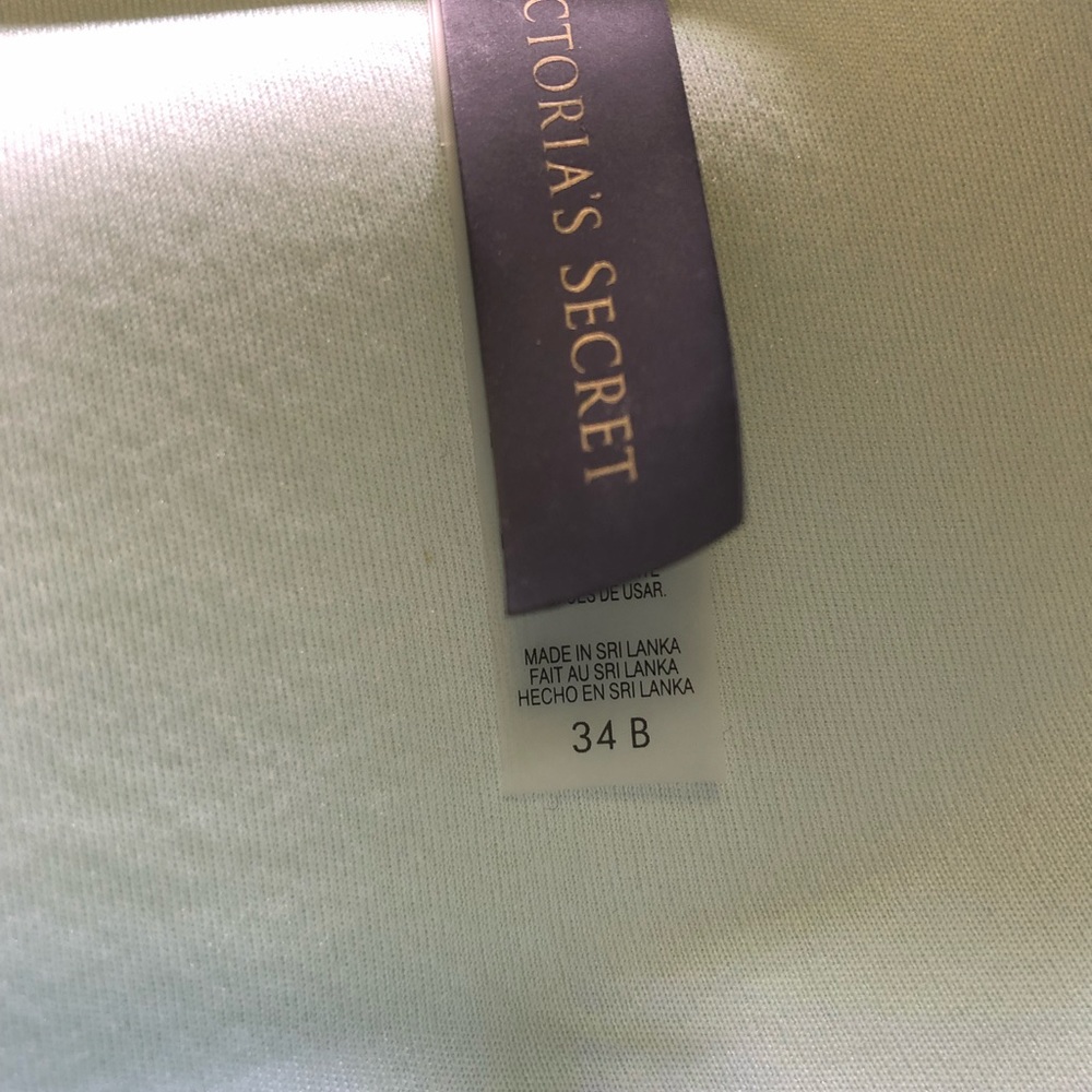 Victoria's Secret bathingsuit top 34B - Picture 7 of 7